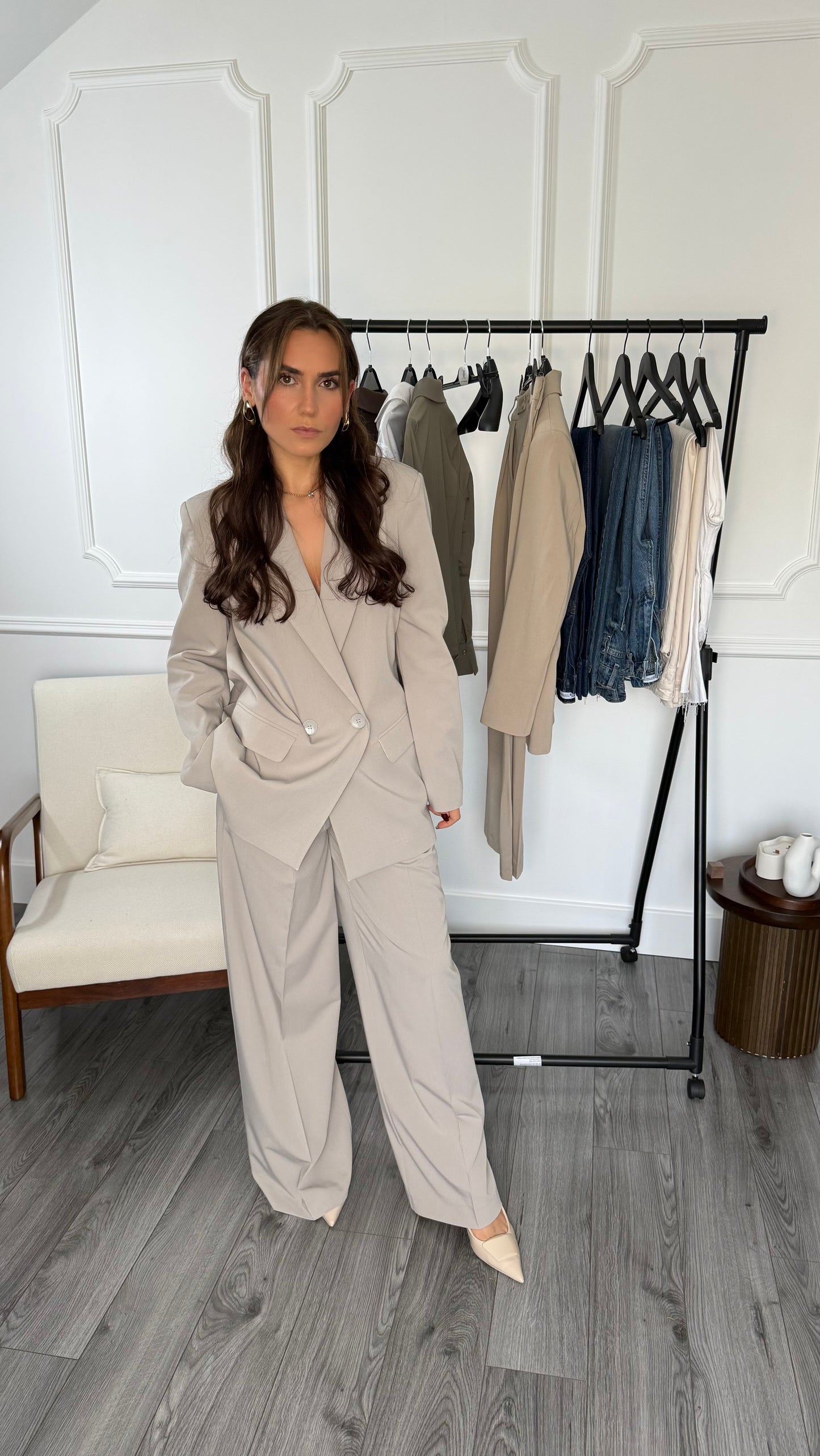 Pantalon Livia – Jambes larges taille haute – Gris