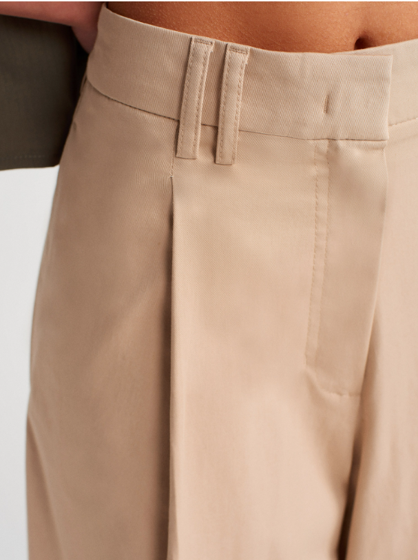 Pantalon Linae – Camel à Pinces, Coupe Large