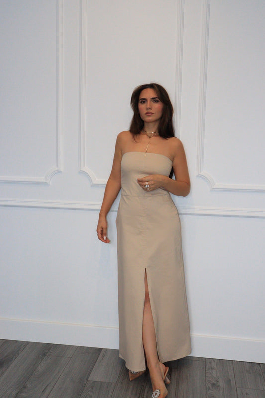 Robe Siena – Robe Longue Bustier Fendue Beige