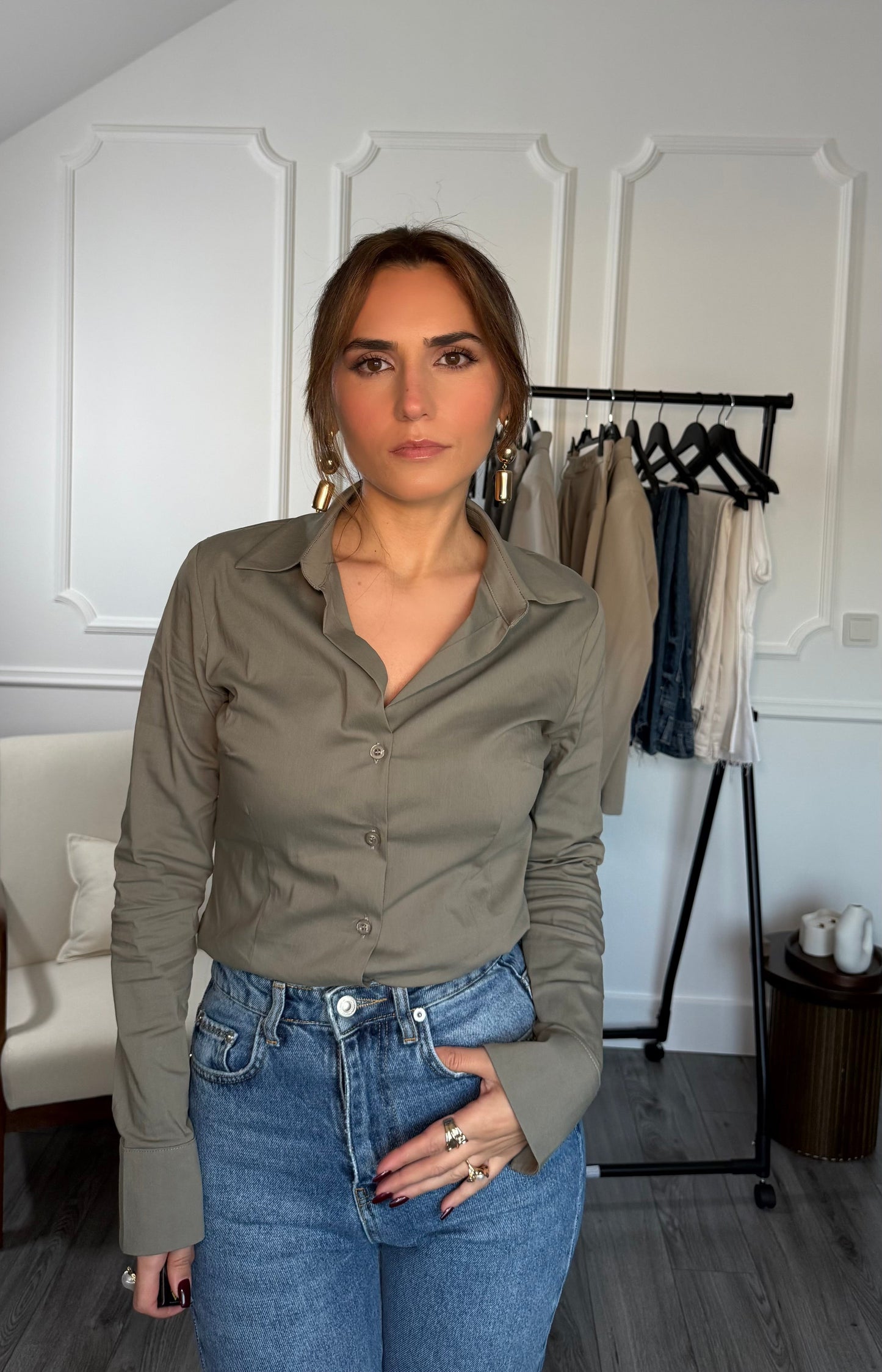 Chemise femme Althéa basique ajustée – Pistache