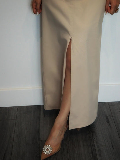 Robe Siena – Robe Longue Bustier Fendue Beige