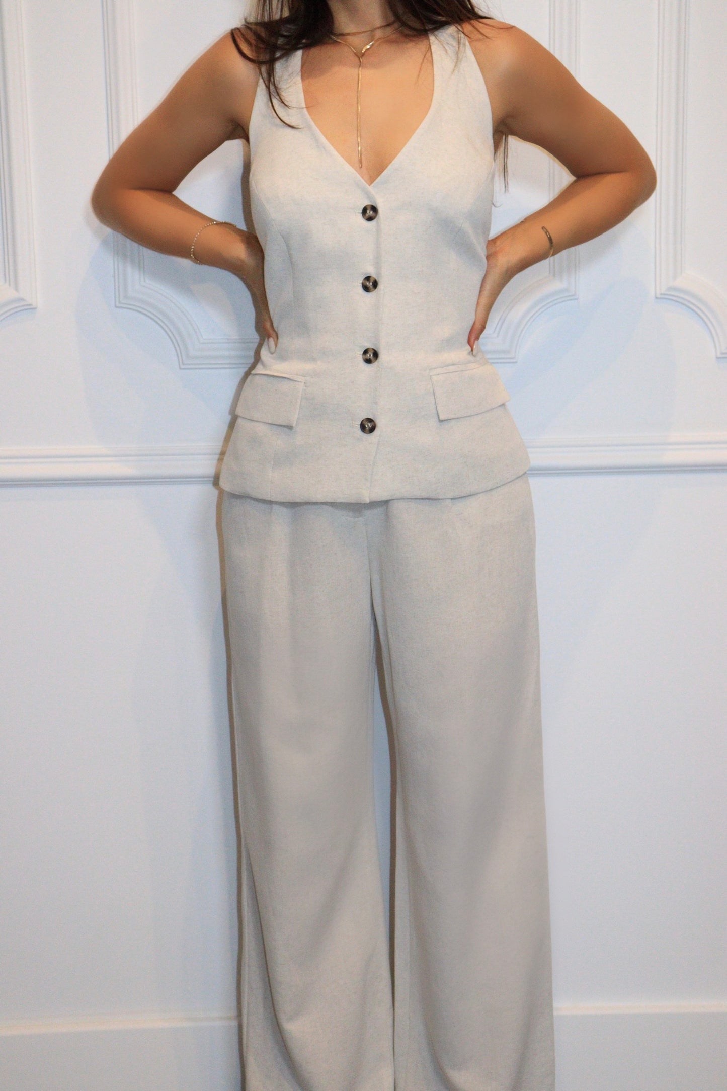 Ensemble Clara – Gilet sans manches et Pantalon Large en Lin Beige