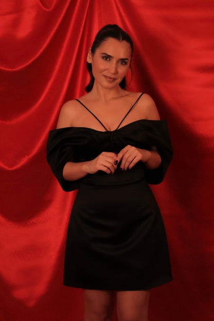 INAYA – Noir Signature