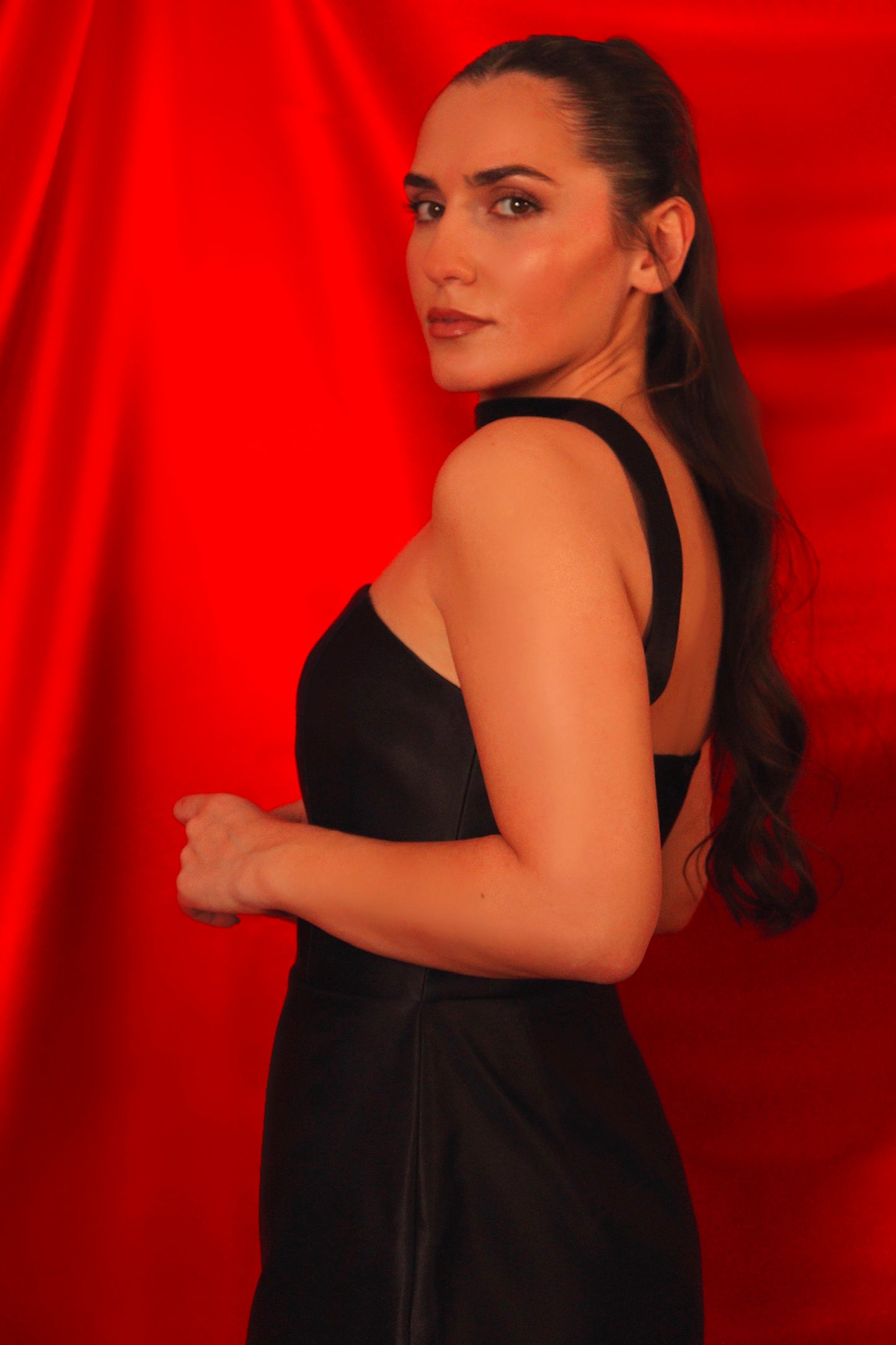 Scheherazade – Robe noire sculptante